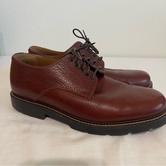Elegant Brown Leather Derby Shoes - Picture 2 of 15